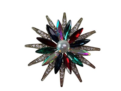 Lot 613 - COLLECTION OF COSTUME JEWELLERY