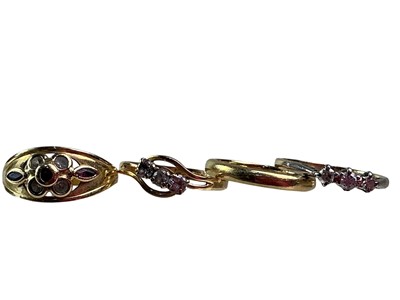 Lot 616 - FOUR GOLD RINGS